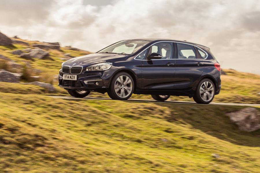  BMW 218d Active Tourer 2014 года  (UK) (фото 26 из 85)